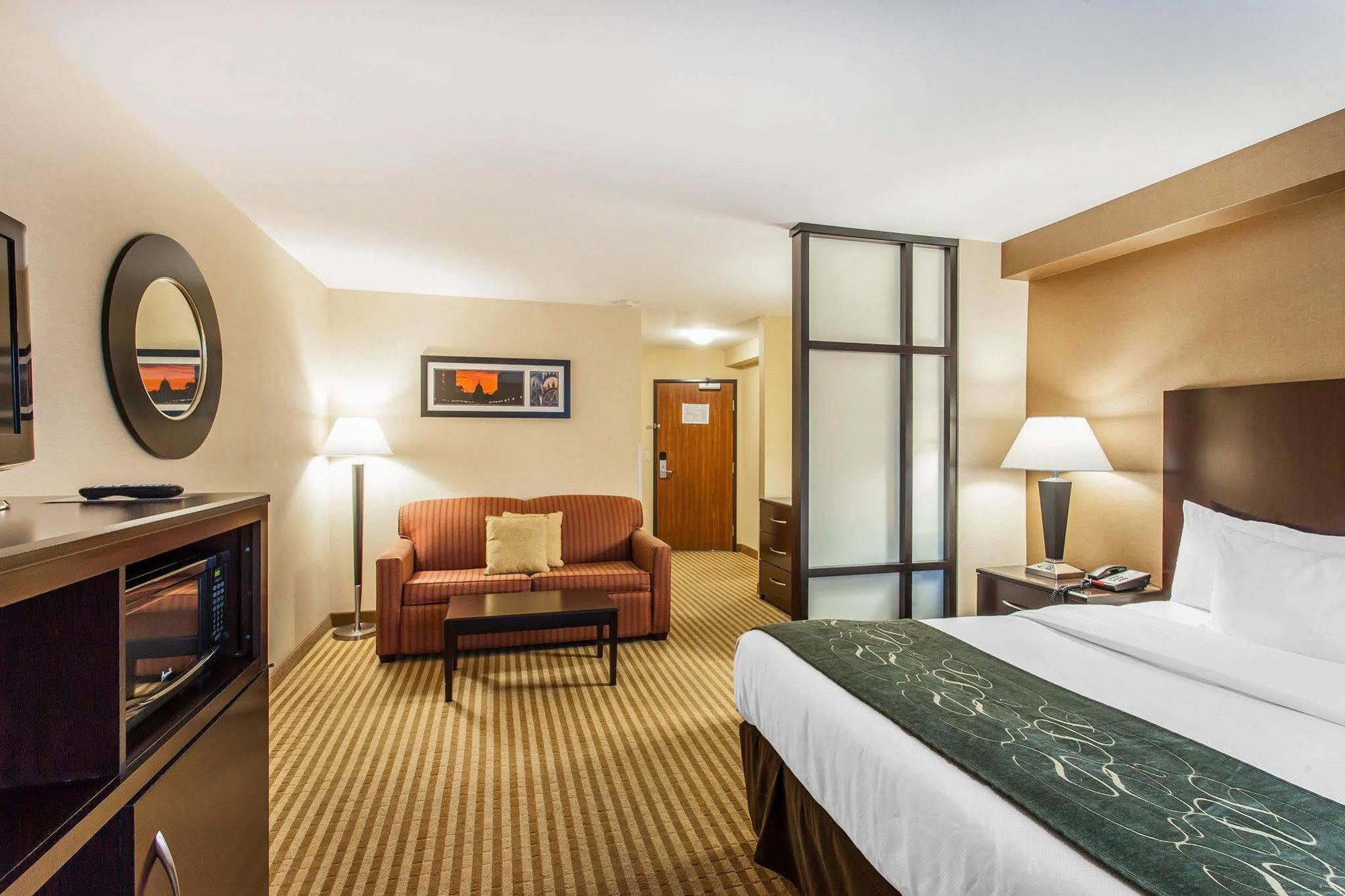 Comfort Suites Wenatchee Gateway מראה חיצוני תמונה