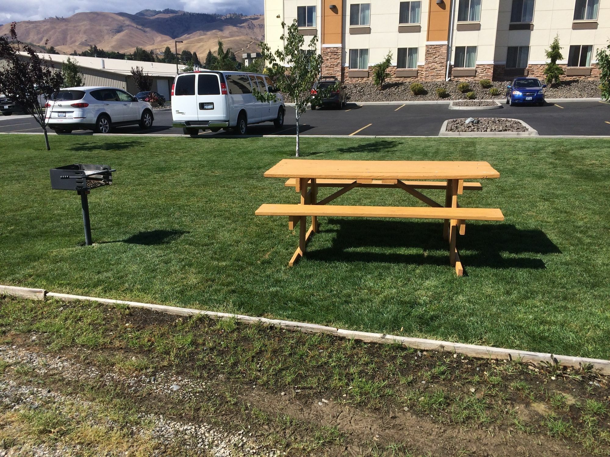 Comfort Suites Wenatchee Gateway מראה חיצוני תמונה